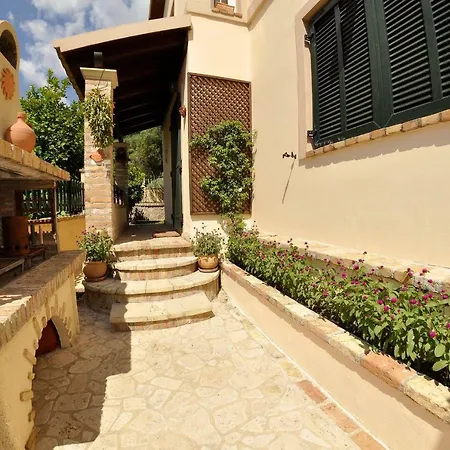 Romantica Villa Perama (Corfu)