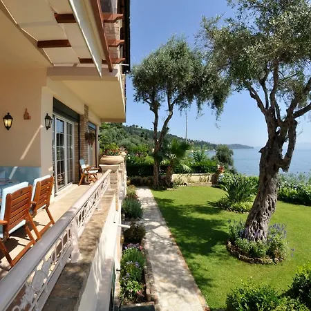 Romantica * Perama (Corfu)