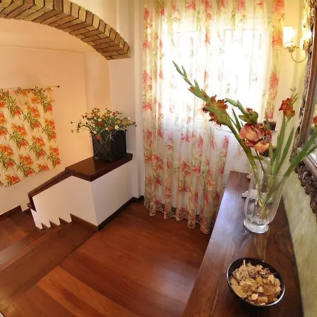 Romantica Villa *