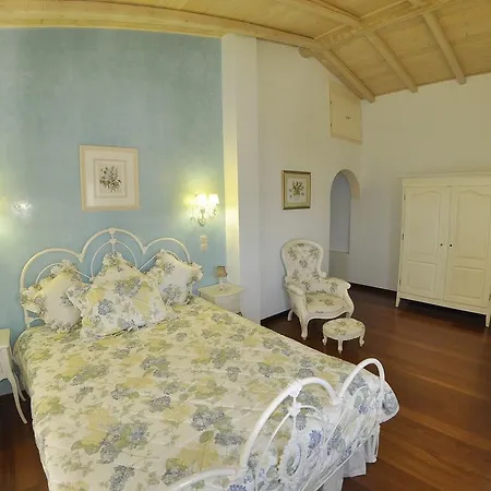 Romantica Villa Perama (Corfu)