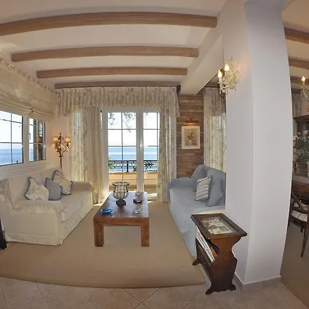 Romantica Villa *