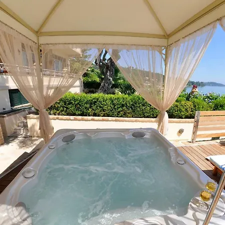 Villa Romantica