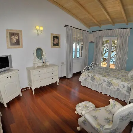 Villa Romantica *