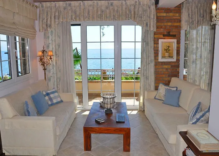 Romantica Villa *